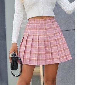 Bundle of 2 Fully lined pink and blue plaid pleated mini skorts